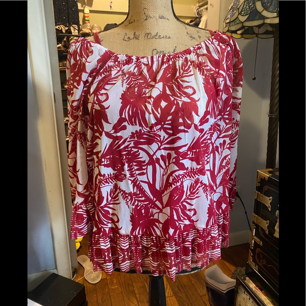 Super Lightweight Flowing Blouse - image 1